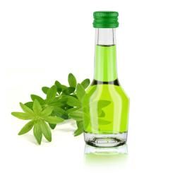 Waldmeisterlikör mit Wodka 