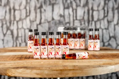 likoer minis mit fotoetikett selbst gestaltet likoerfactory