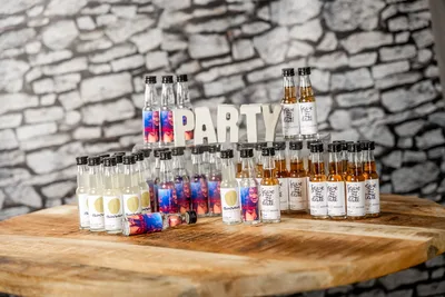 mini schnaps mit eigenem etikett grosse auswahl likoerfactory